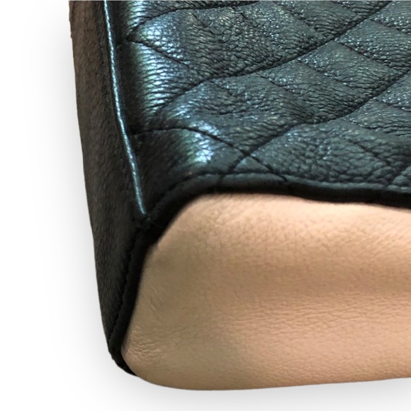 Calvin Klein quilted leather tote - Picture 9 of 14